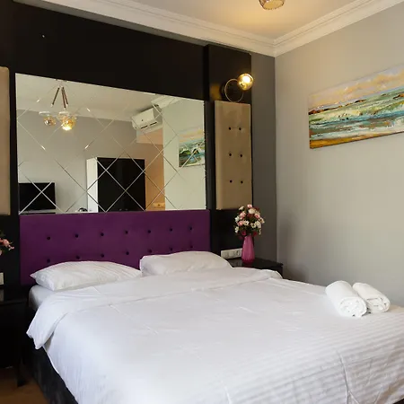 Hotel Royal Garden And