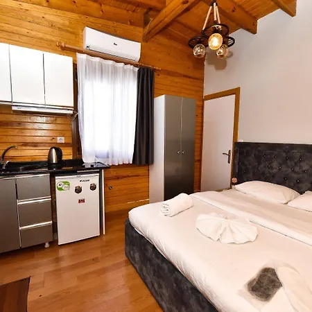 Royal Garden And Hotel Istanboel