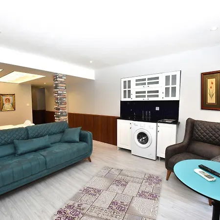 Royal Garden And Istanboel