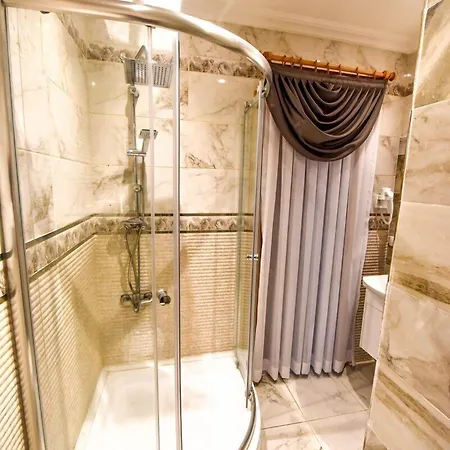 Hotel Royal Garden And