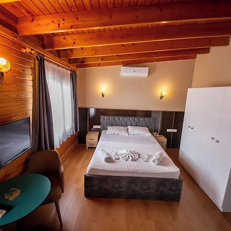 Hotel Royal Garden And