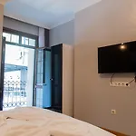 Hotel Royal Garden And Istanbul