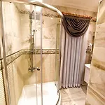 Hotel Royal Garden And