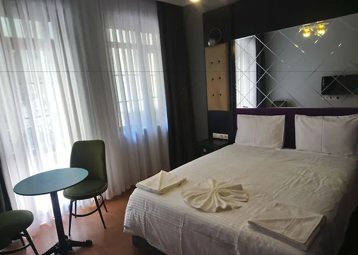 Hotel Royal Garden And Stambuł