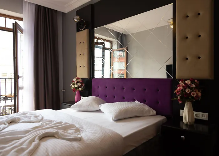 Royal Garden And Hotel 3*