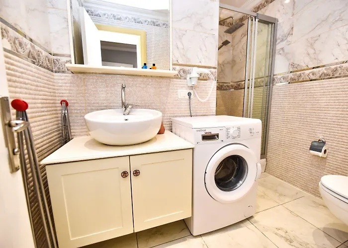 Royal Garden And 3* Stambuł