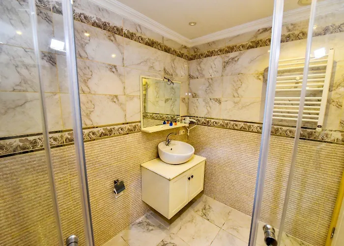 Hotel Royal Garden And Stambuł