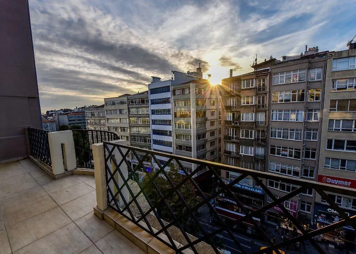 Royal Garden And 3* Stambuł