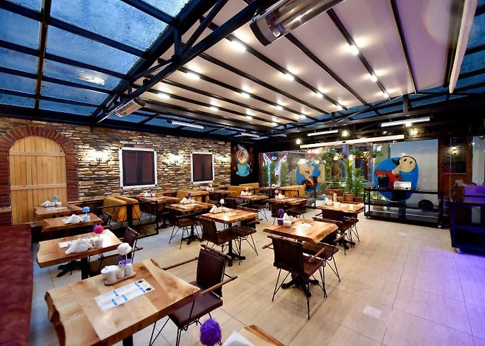 Hotel Royal Garden And