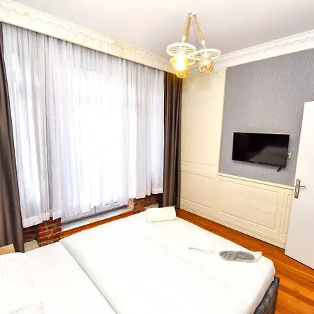 Royal Garden And Ξενοδοχείο 3*